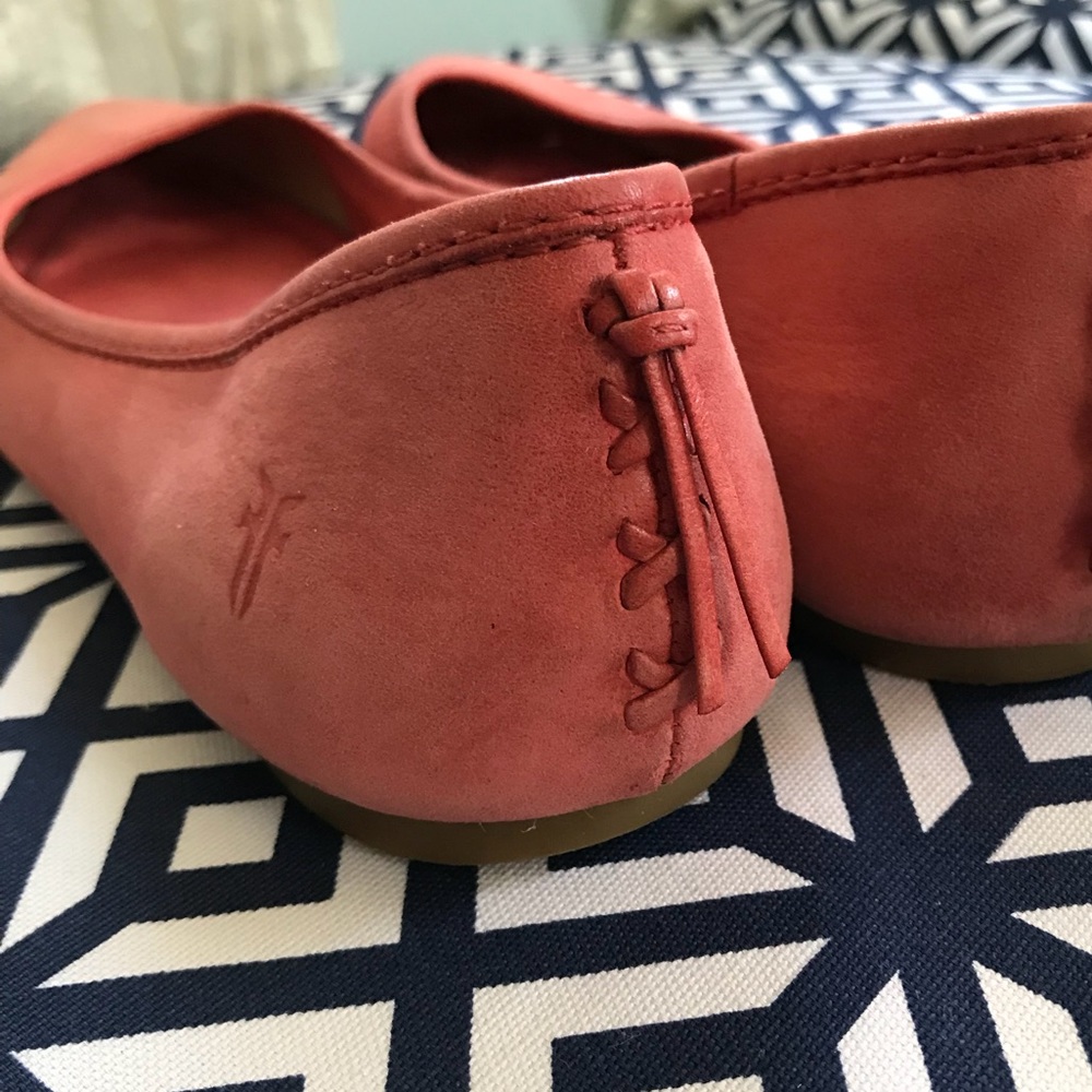 FRYE Salmon Leather Flats